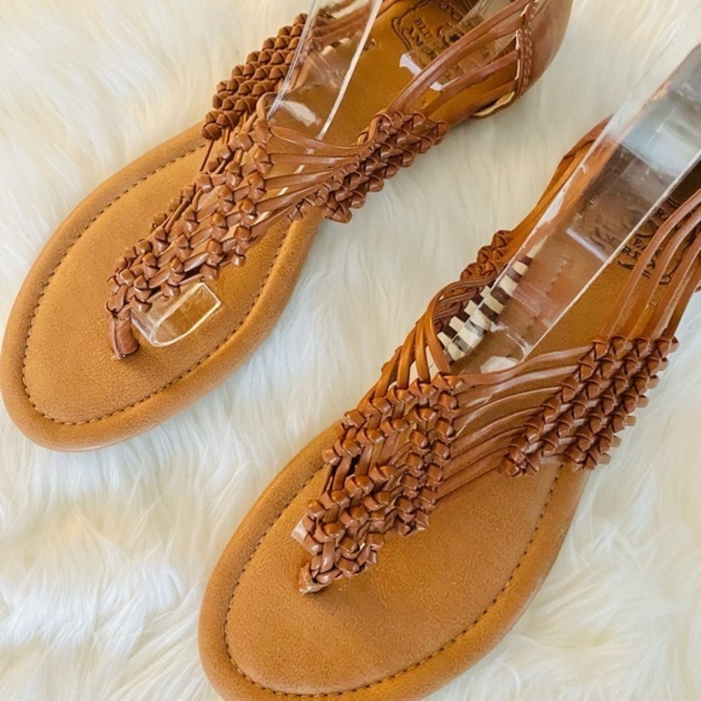 Lucky Brand woven leather thong sandals, Sz. 8.5